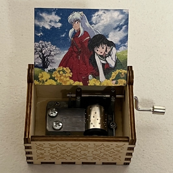 Inuyasha Kagome Higurashi Hand Crank Wooden Music Box Anime Musical - Picture 1 of 10